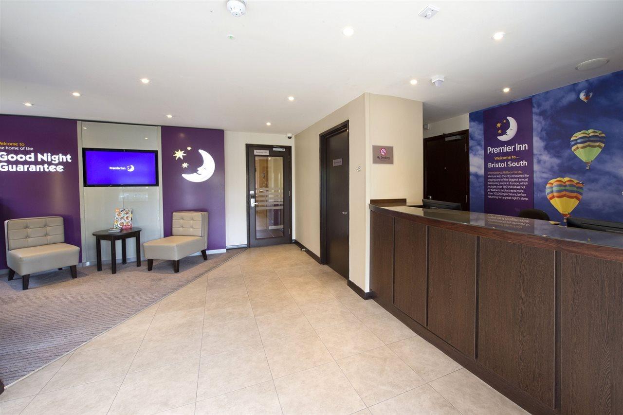Premier Inn Bristol South Dış mekan fotoğraf