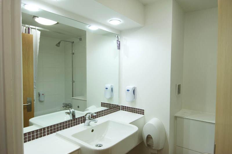 Premier Inn Bristol South Dış mekan fotoğraf